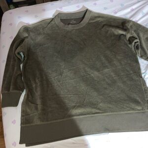 Aerie Men's Crewneck Sweater in Forest Green